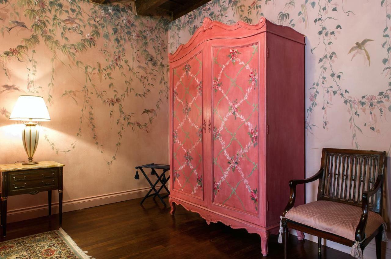Casa Borsari Suite เวโรนา ภายนอก รูปภาพ