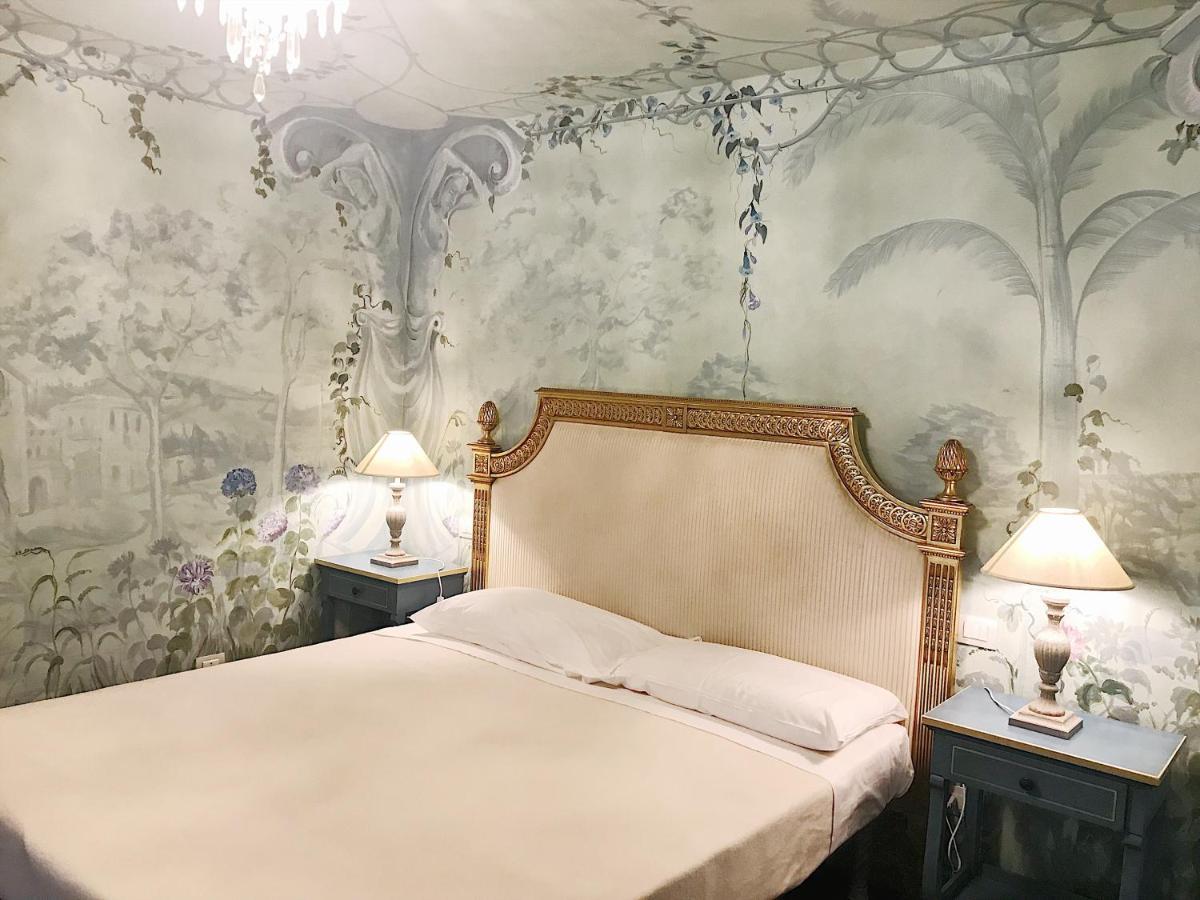Casa Borsari Suite เวโรนา ภายนอก รูปภาพ